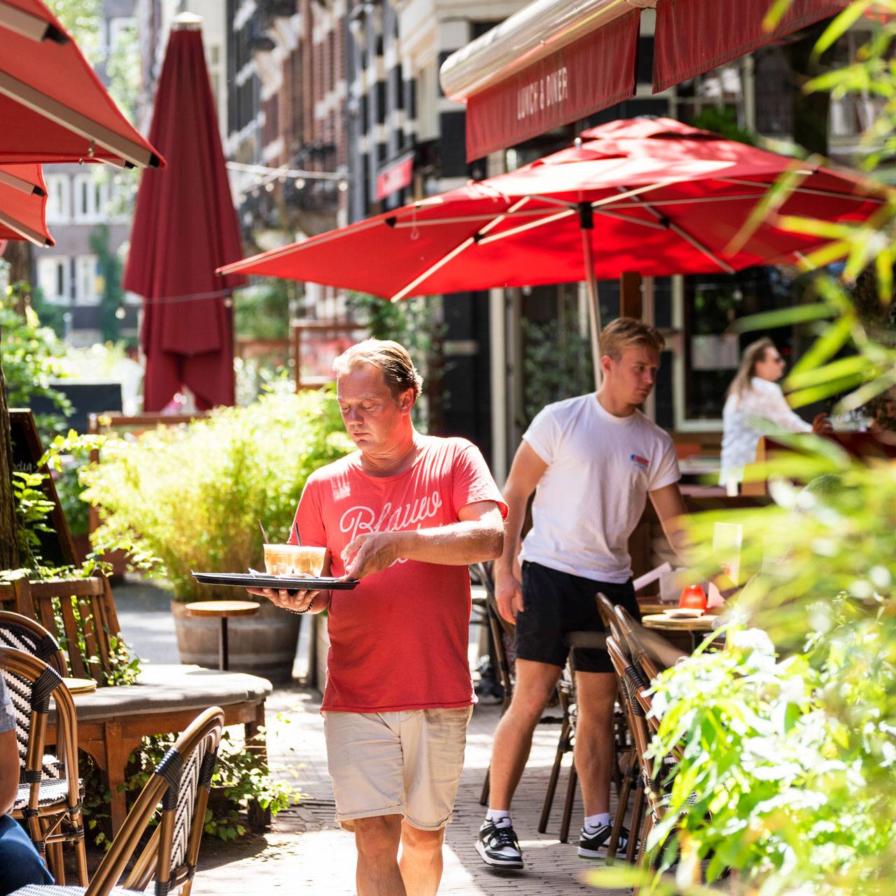 Cafe Toussaint Amsterdam terras drinken